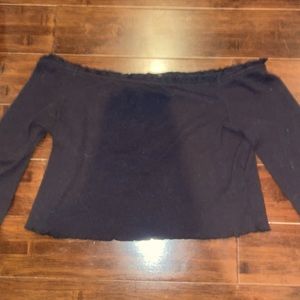 long sleeve crop top, black, tight, off the shoulder